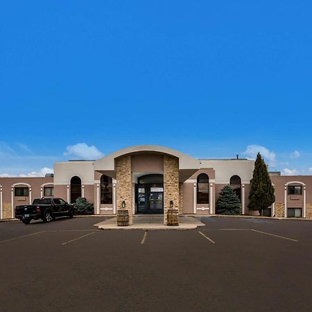 Revel Hotel Minot - Surestay Collection By Best Western エクステリア 写真