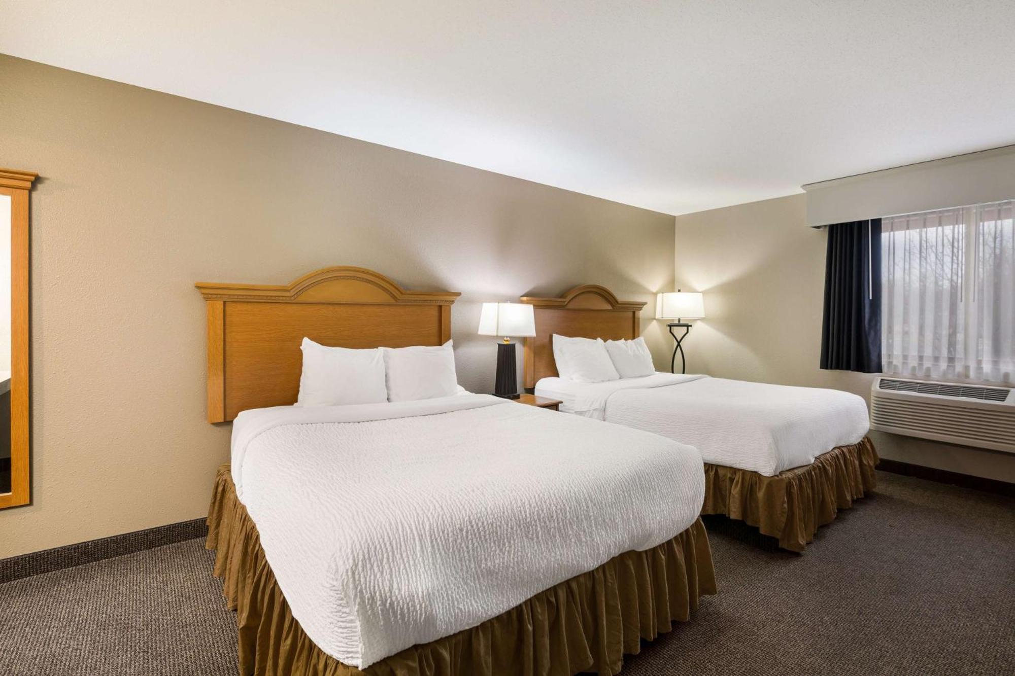 Revel Hotel Minot - Surestay Collection By Best Western エクステリア 写真